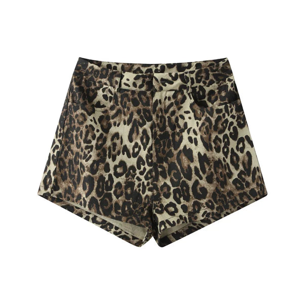 NIKKI SHORTS